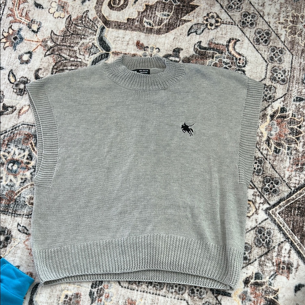 Grey sweater